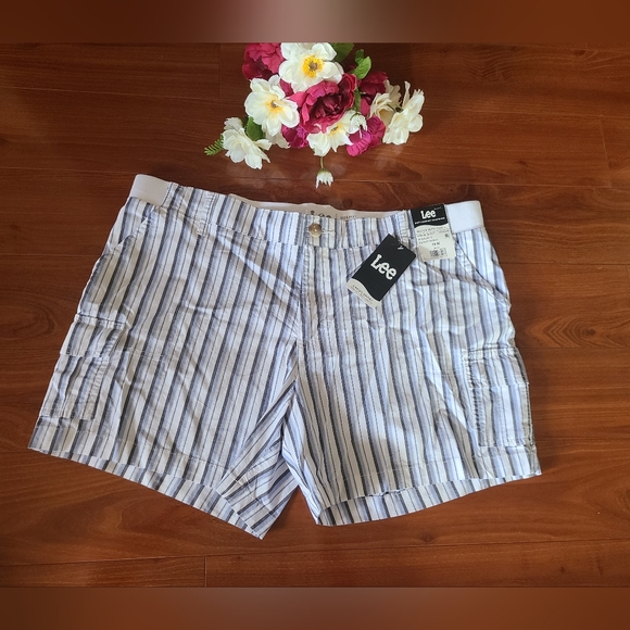 Lee Mid Size Regular Fit Shorts Size 18 - Picture 1 of 7